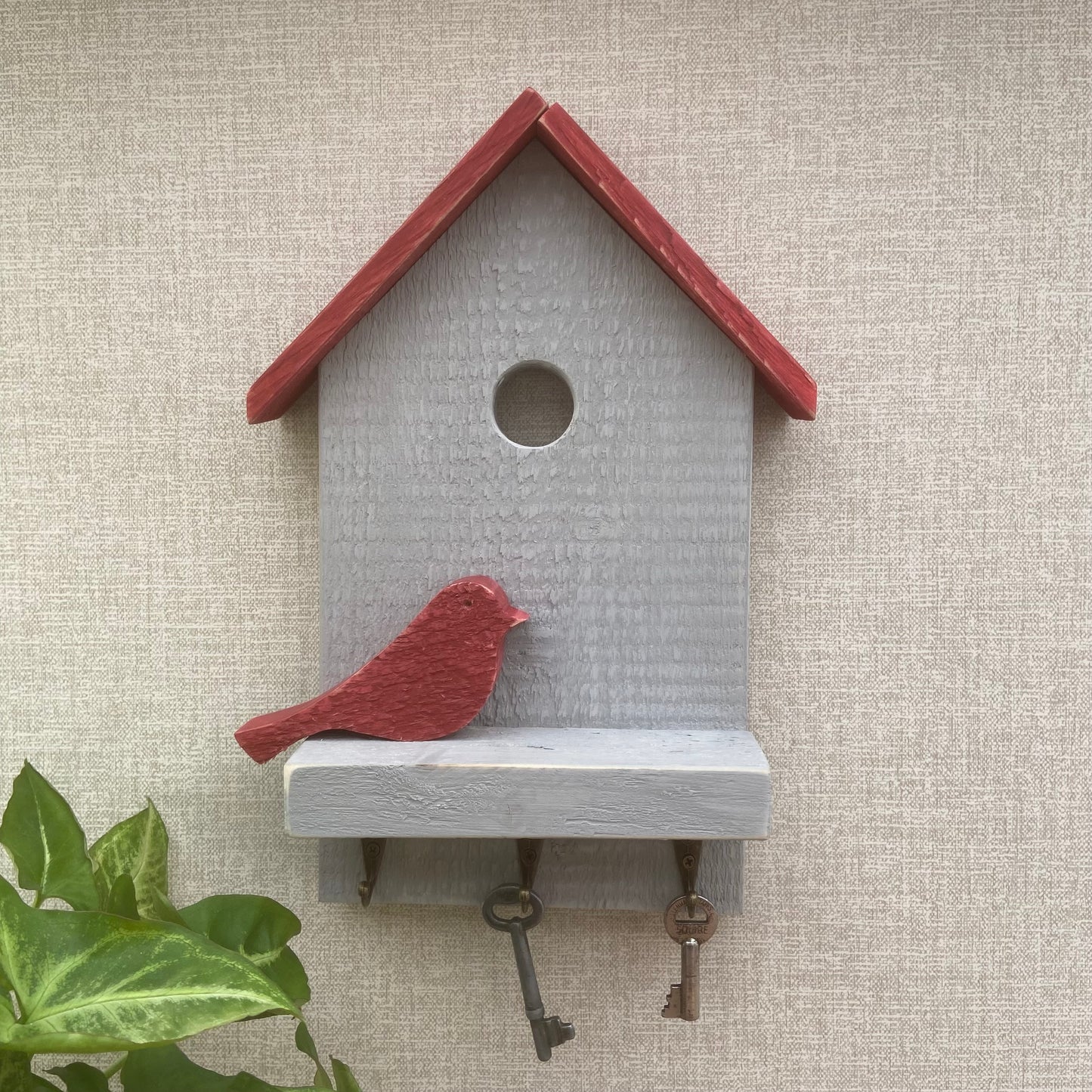 Wooden Birdhouse Key Rack