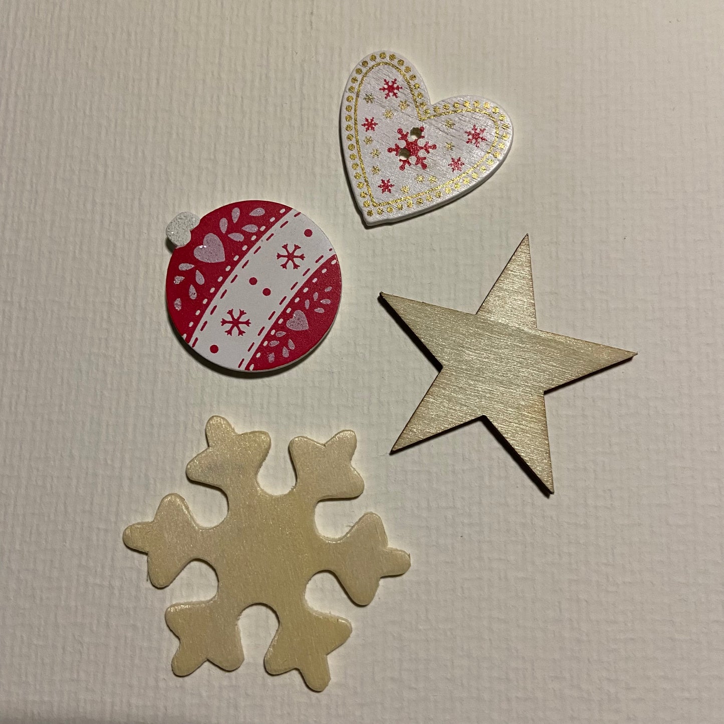 Create-Your-Own Christmas Heart