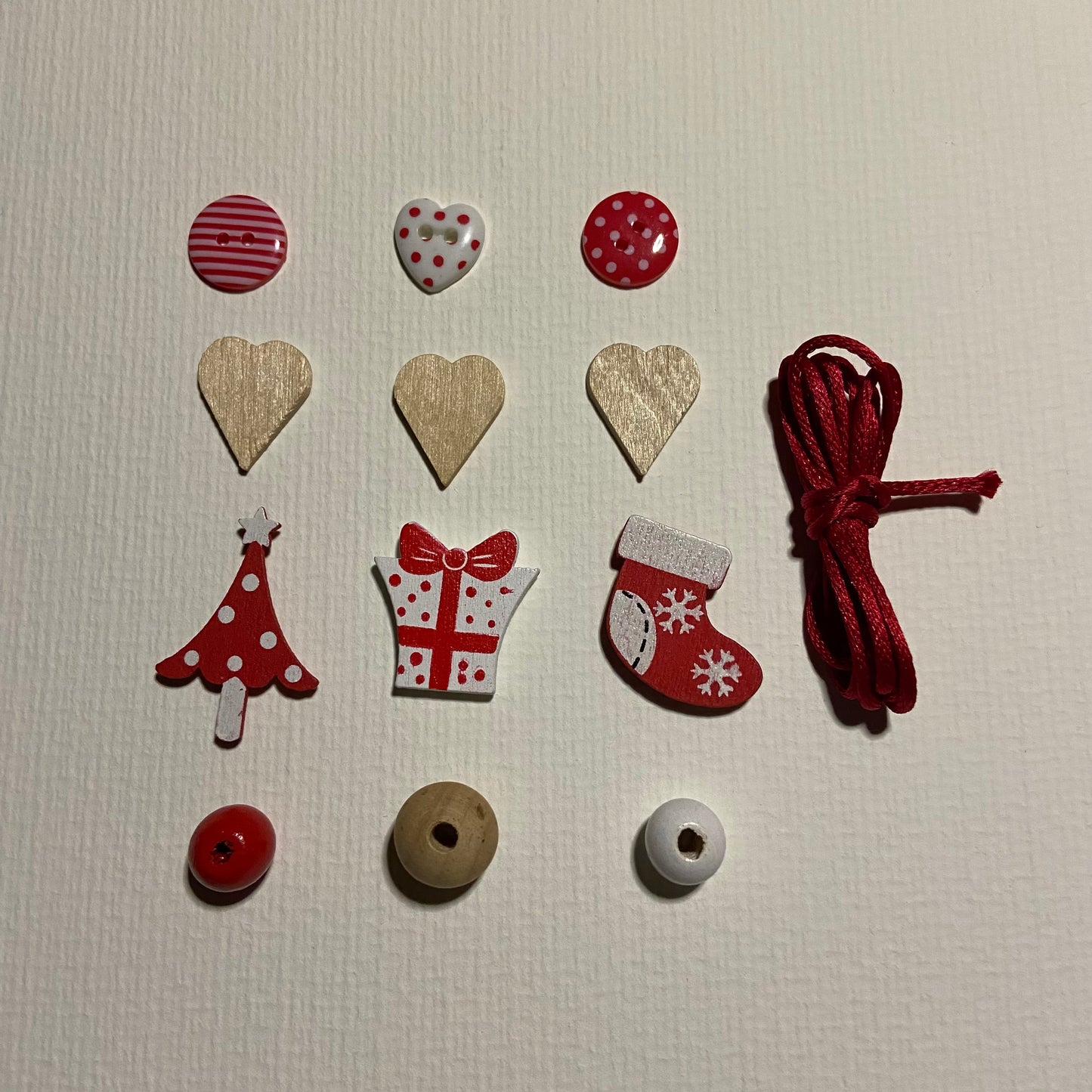 Create-Your-Own Christmas Heart