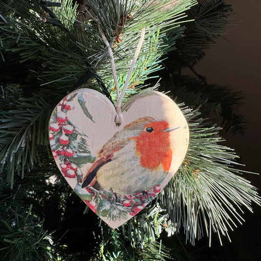 Robin on Heart Tree Decoration